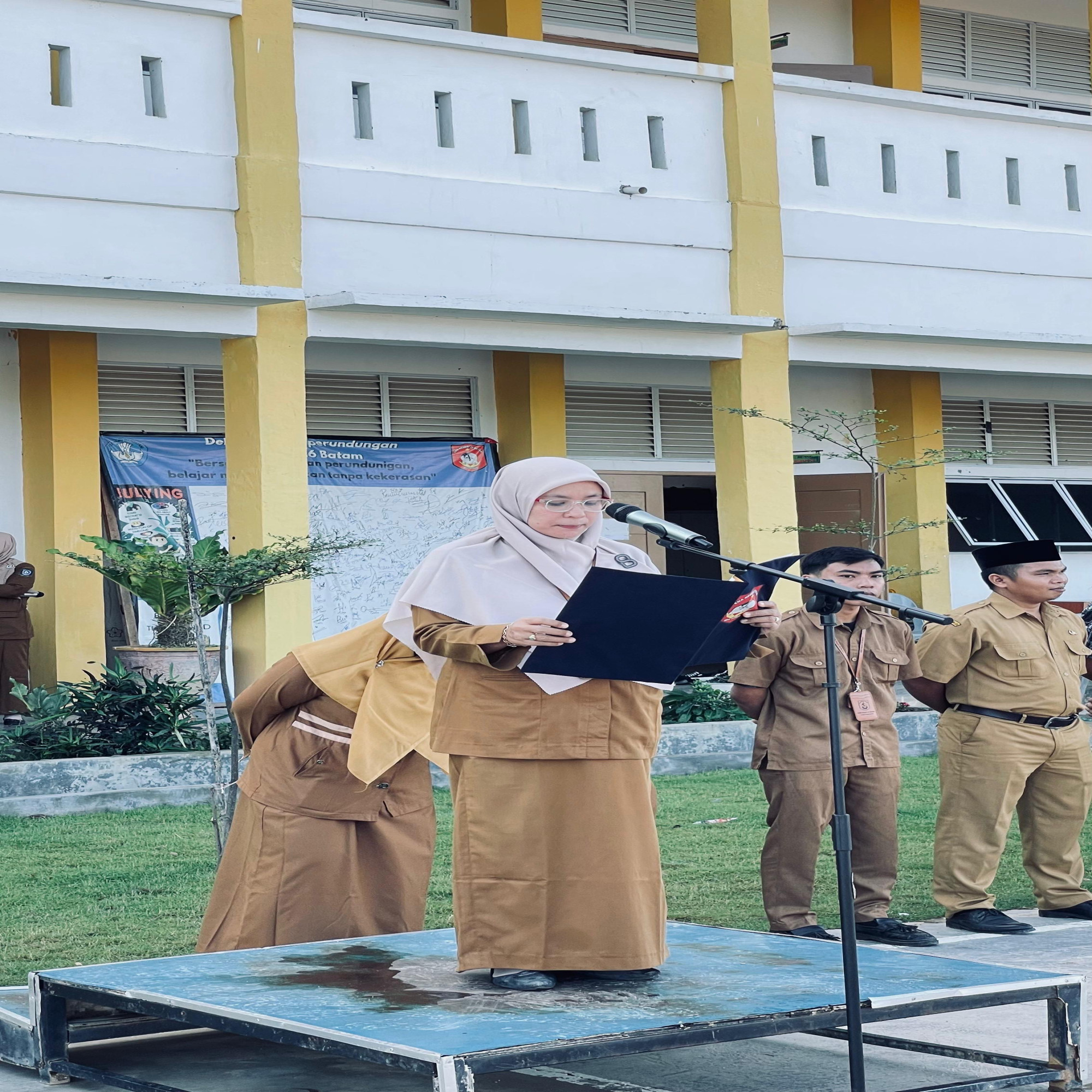 SMA Negeri 26 Batam Peringati Hari Pahlawan Ke-79 Tahun 2024